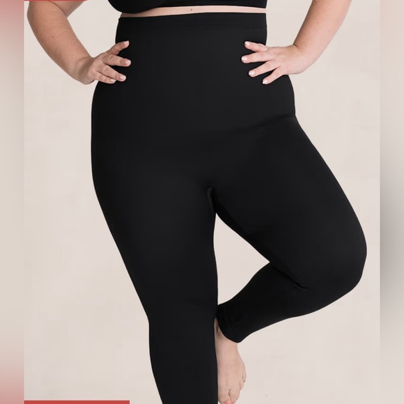 π Shapermint Essentials - High Waisted Shaping Leggings - Picture 2 of 7